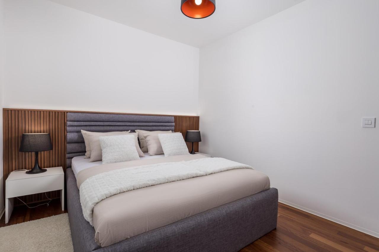 Apartament Stella - Heated Rooftop Swimming Pool