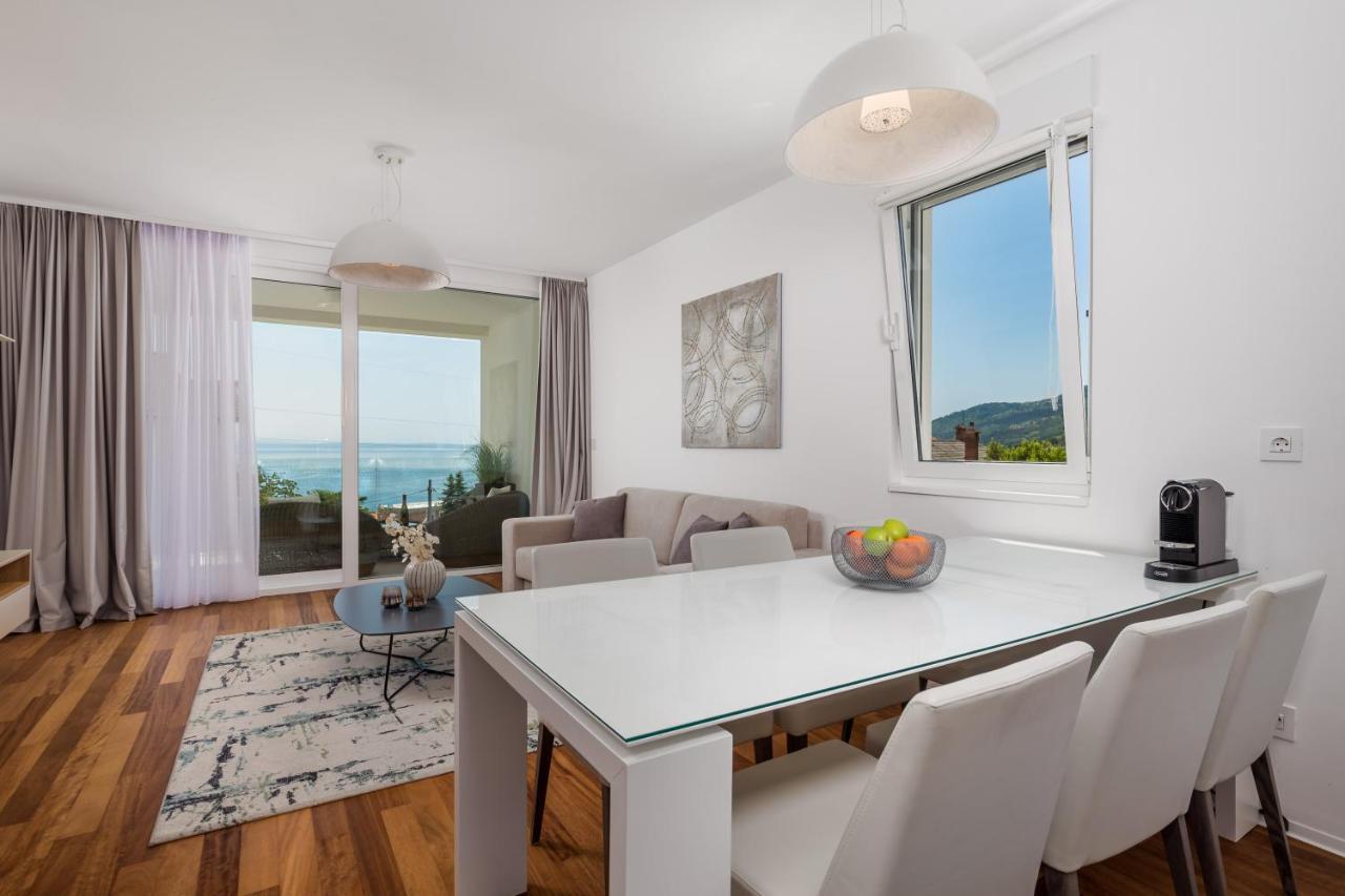Stella - Heated Rooftop Swimming Pool Apartment